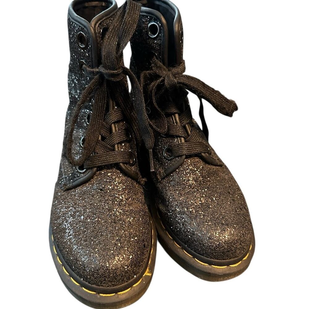 Dr. Martens Womens 1460 Farrah Black Chunky Glitter Lace-up Combat Boots
Size 6 - Picture 4 of 14